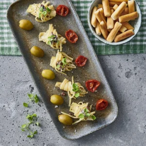 Linguine Snack med Grillede Artiskokker og Olivendrys